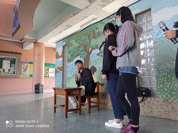 109學年度「大手拉小手-反毒鬥陣來」建國國小反毒宣導圖片