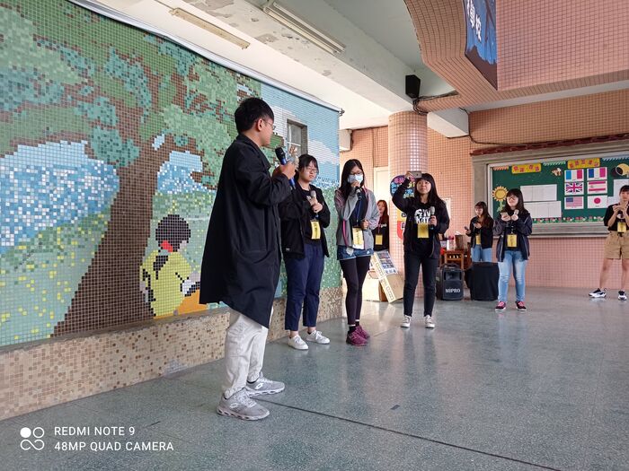 109學年度「大手拉小手-反毒鬥陣來」建國國小反毒宣導圖片