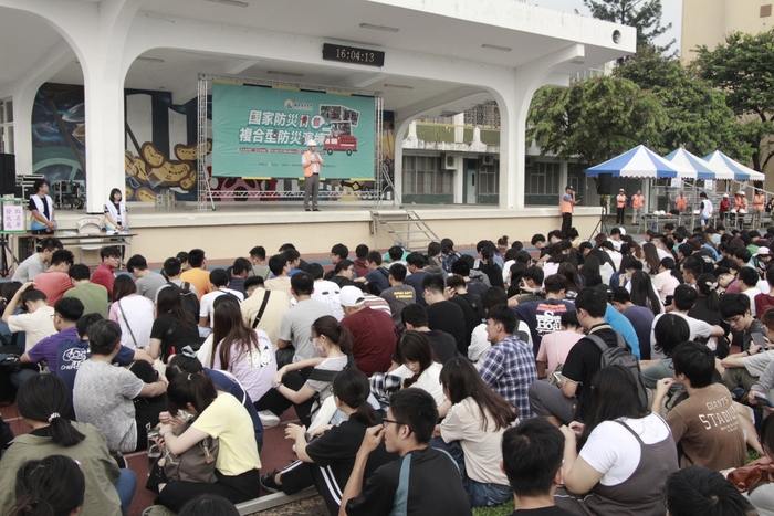921大地震屆滿20周年，屏東大學國家防災日防災演練，大家動起來圖片