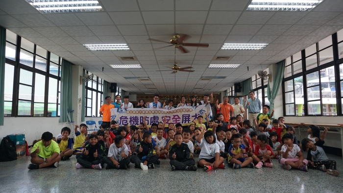 【屏安燈衛士-校園安全之反毒宣導列車續航，第二站:武潭國小】圖片