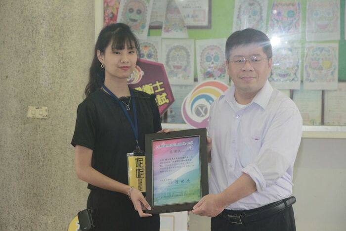 109學年度「大手拉小手-反毒鬥陣來」五溝國小反毒宣導圖片