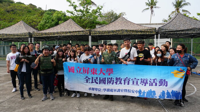 本校師生前往衛光營區體驗戰地傷患緊急處理圖片